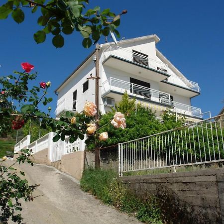 Hotel Wisteria Tivat Exterior foto