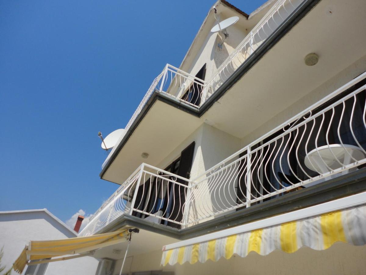 Hotel Wisteria Tivat Exterior foto